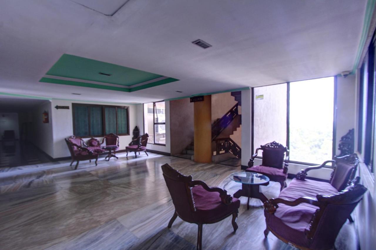 Spot On 33415 Hotel Oriental Towers Thanjavur Extérieur photo